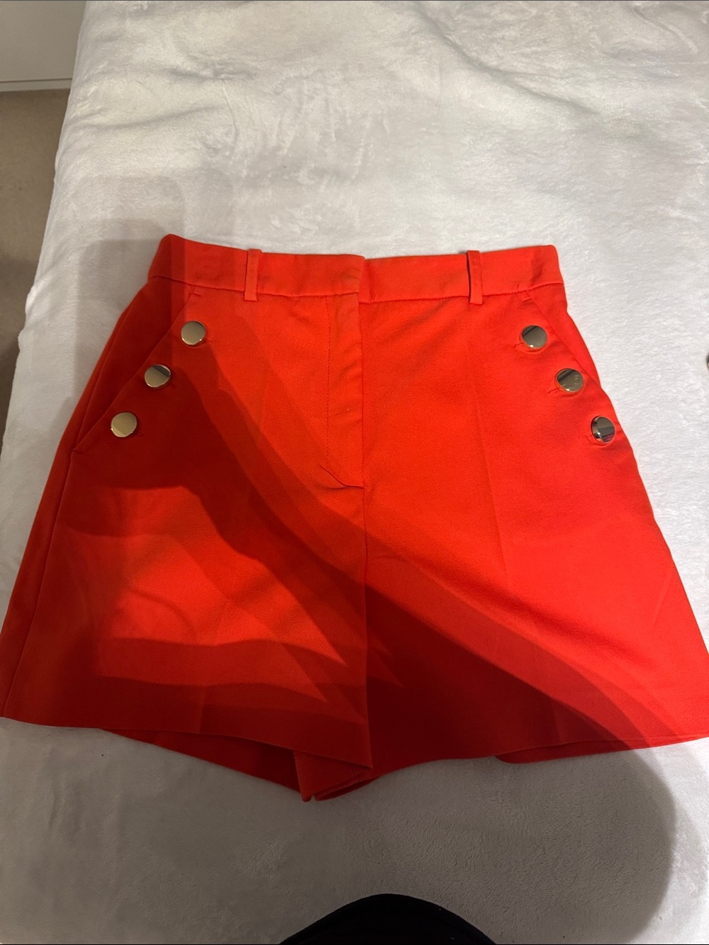 High-Waist Red Button-Accent Women's Skort